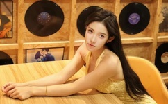 美女裸身无档图片视频